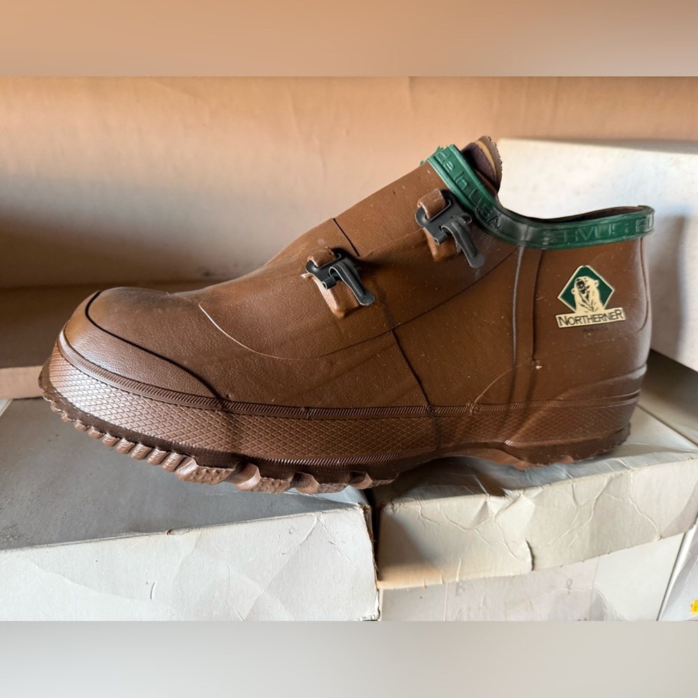 Vintage Northerner 2 Buckle Overshoe